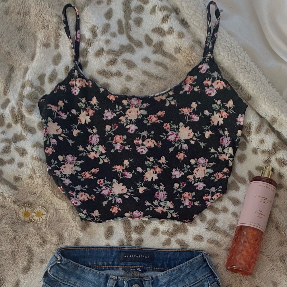 floral patter back crop top